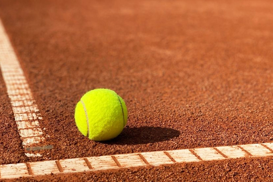 Tennis Small